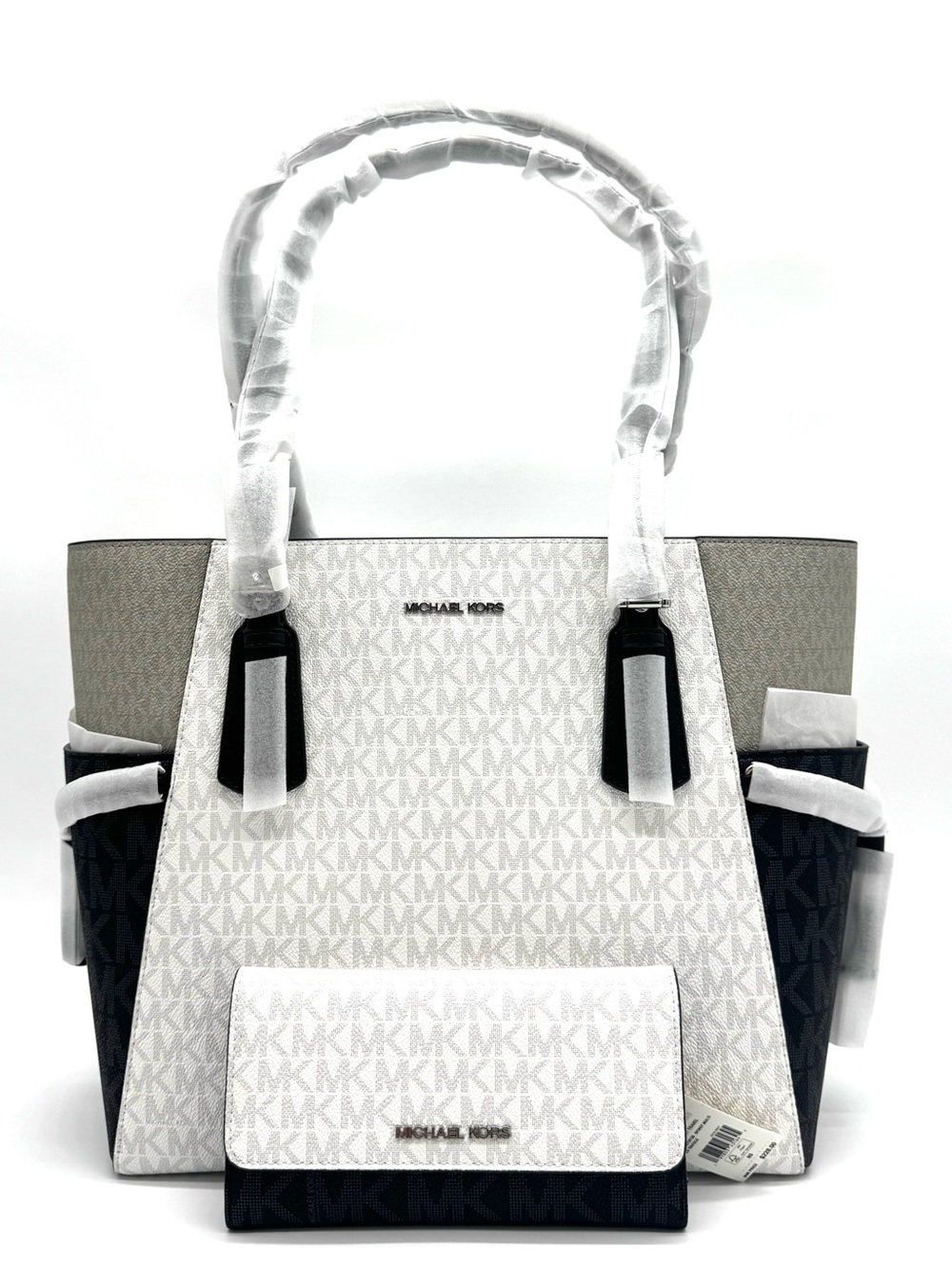 Michael Kors Voyager Large Color-Block Logo Tote Bag w Matching Trifold Wallet - Picture 1 of 15